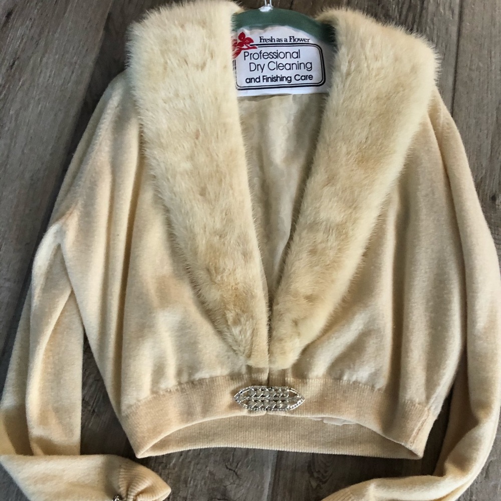 Cashmere sweater